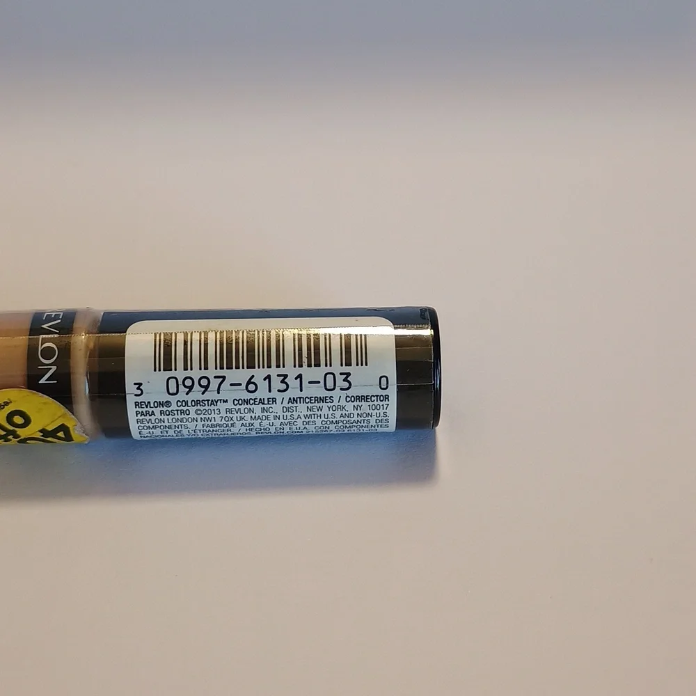 Revlon ColorStay Liquid Concealer Makeup, Full Coverage, 03 Light Medium